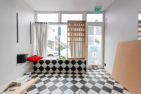 Hornsey Road 226-...