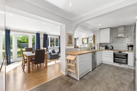 Kitchen/Diner/Family