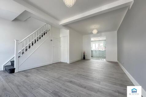 Lounge facing kitchen
