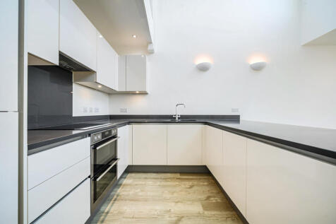 1346059-11-68baa9...