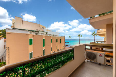 Renovated apartment in Cala Millor ¿ just a few steps from the sea