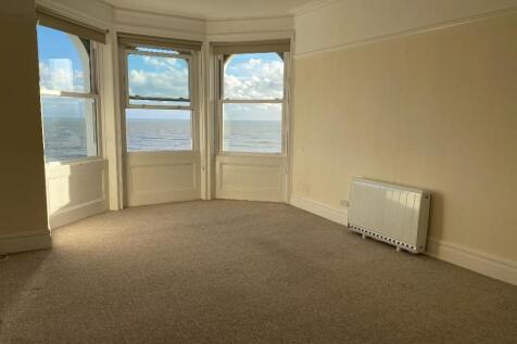 South Cliff, Eastbourne, East Sussex, BN20 photo 4