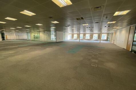 Office to rent Image 7