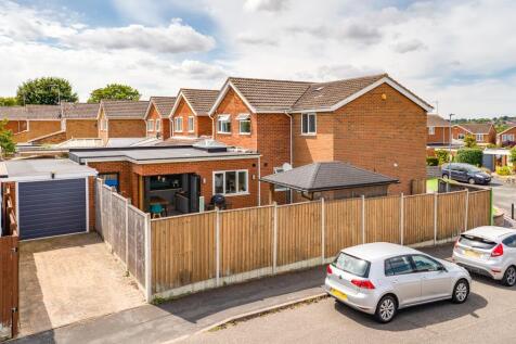 1 Harding Close, Kettering (40 of 44).jpg