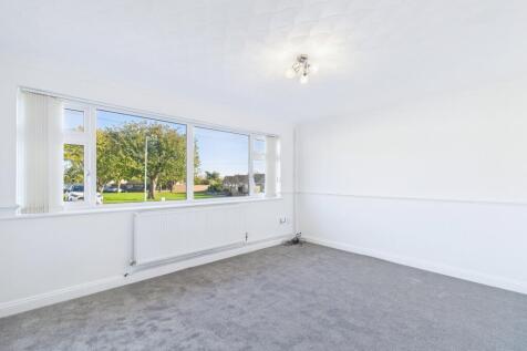 CAM01909G0-PR0438-STILL003