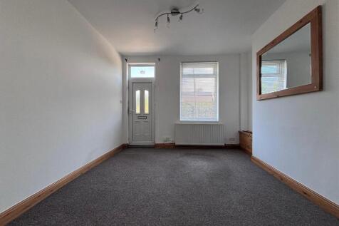 Station Road, Chesterfield, Derbyshire, S43 photo 4