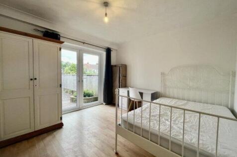 filton-avenue-bs34-7hj-1062353