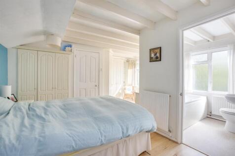 4 Park Lane, HP15 7HY-3.jpg