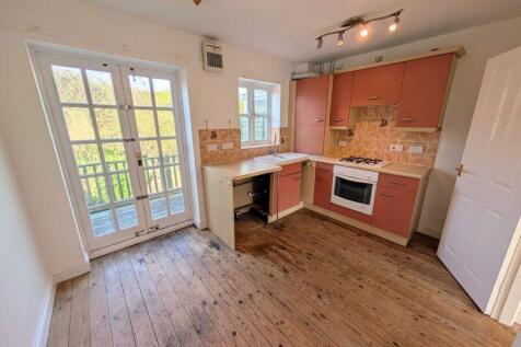 Railway Terrace, Abbey Foregate, Shrewsbury, SY2 6AG photo 4