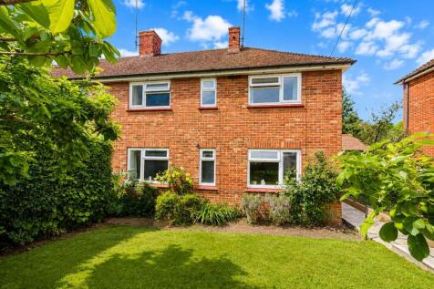 40 Manor Way - Front Shot 2.jpg