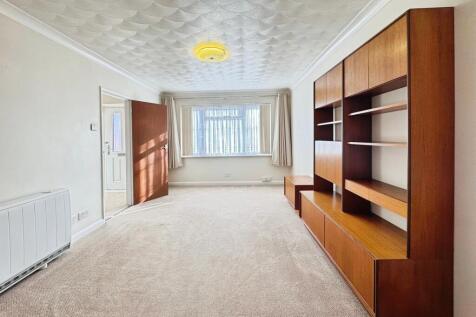 Brookwood Road, SO16 photo 3
