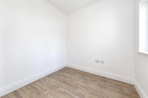 114, Gillyflower Lane, Waterbeach, Cambridge, Cambridgeshire photo 5