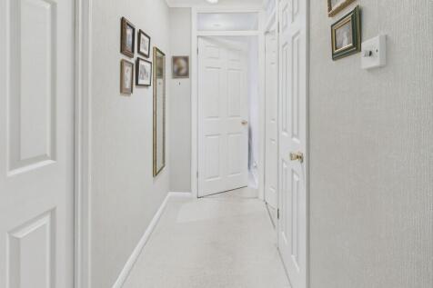 CAM04273G0-PR0231...