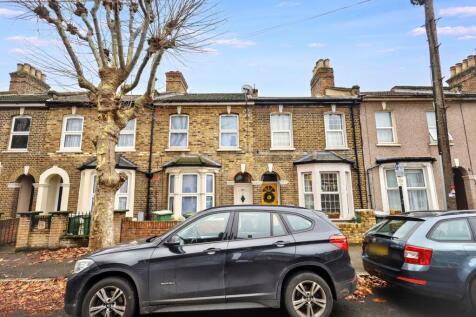 134 Colegrave Road, London E15 1EA