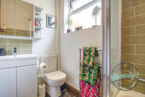 1st floor bathroom_2