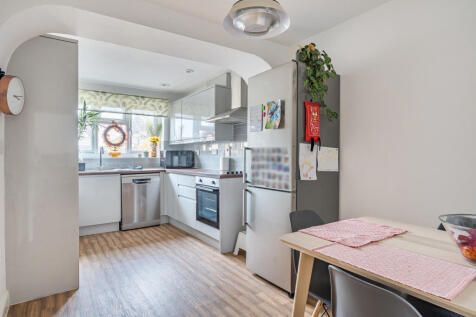 1373307-13-690e1e...