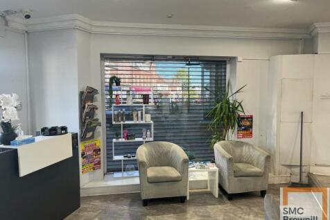 Retail Property (high street) to rent Image 6