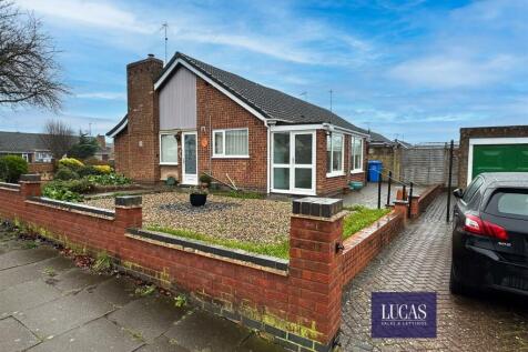 47 Pennine Way Kettering-15.jpg