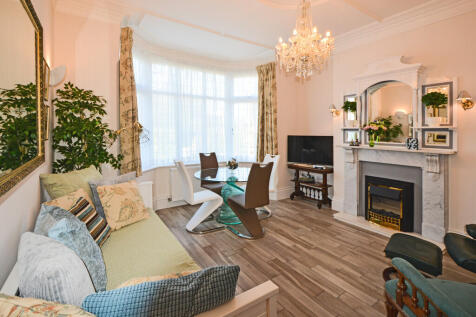 lounge from entra...