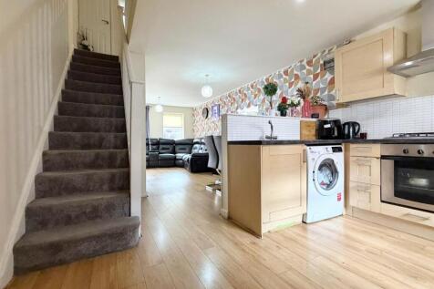 Lounge/Kitchen