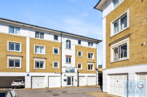 The Strand, Merto...