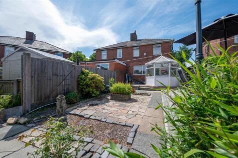 Tracks Lane - Rear Garden