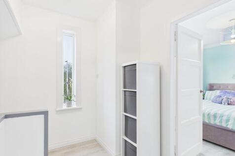 CAM05526G0-PR0064...