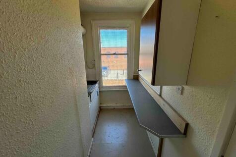 Office to rent Image 9