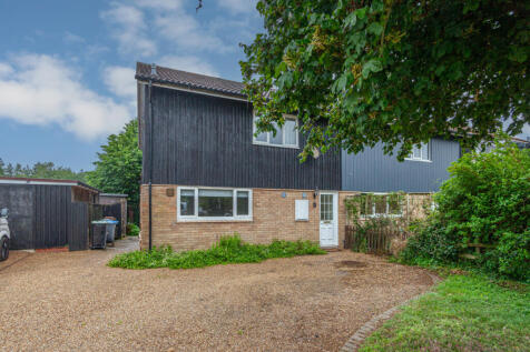 3 Bedroom semi-detached to rent...