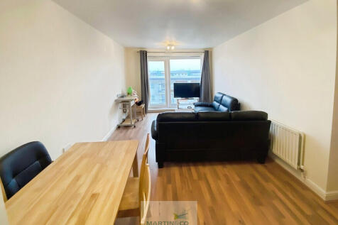 Clarkson Court, Hatfield photo 3
