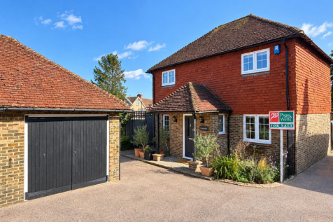 Front external &amp; garage
