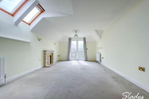13 Regent House Loun