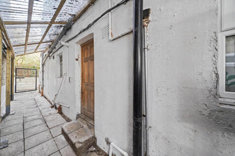8A and 8C Bulstrode Road, Hounslow, Middlesex, TW3 3AT