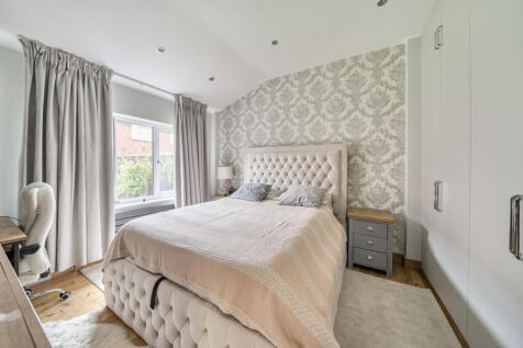 1363428-17-68dfe9...