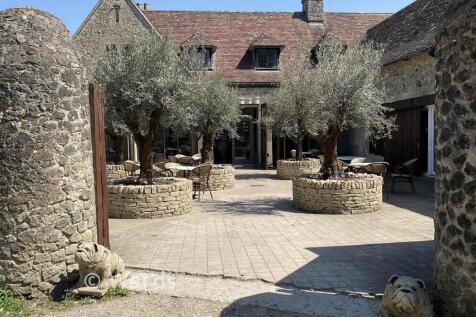 The Naughty Dog Cafe