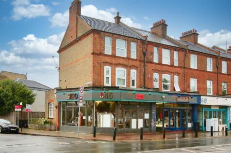 645c_garratt_lane_image1_17953_4.jpg