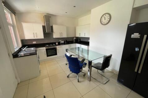 Rokeby Gardens, Headingley, Leeds, West Yorkshire, LS6 photo 2