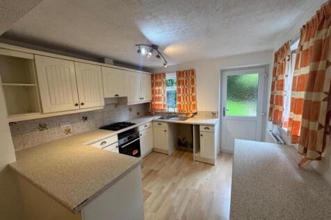 Ashdene Drive, Crofton, Wakefield photo 4