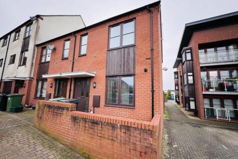 Basingstoke, RG24 - property photo