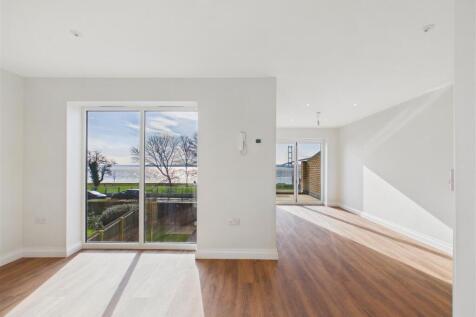 Kitchen/Living/Dining