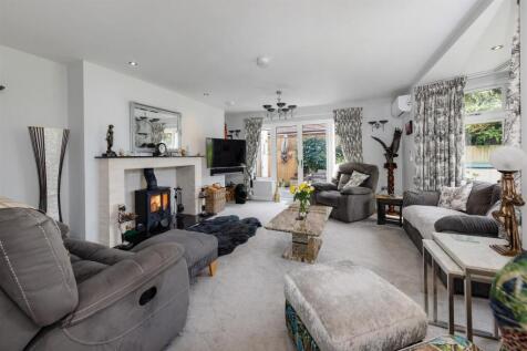 Spacious Living Room