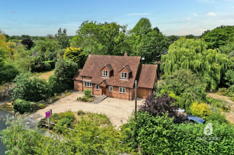 Click to visit Rightmove listing