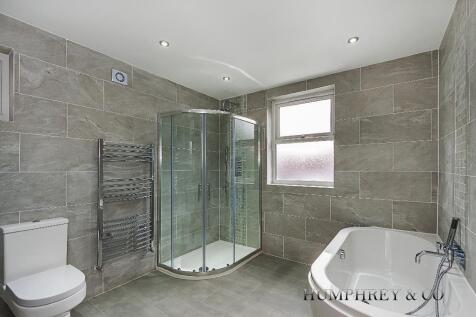 4 bedroom Terraced for sale