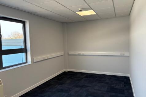 11J to let