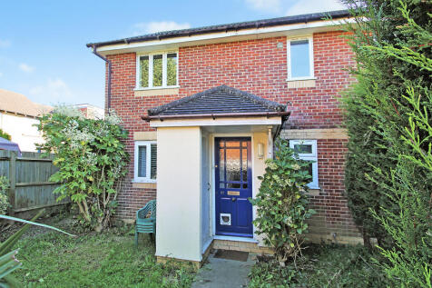 1 bedroom Property for rent