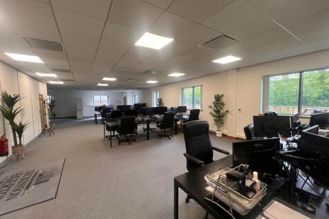 Office to rent Image 10