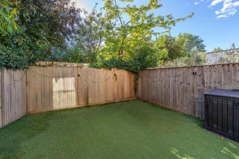 4 Napoleon Rd, Tw...