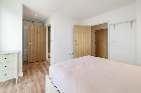 51 Residence Tower Woodberry Down, N4 photo 5