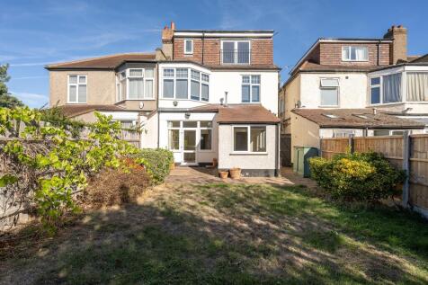 Seagry Road, E11