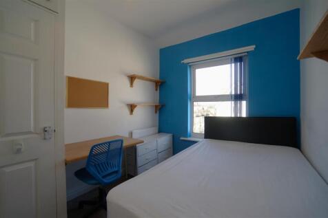 Bed 8.1.JPG